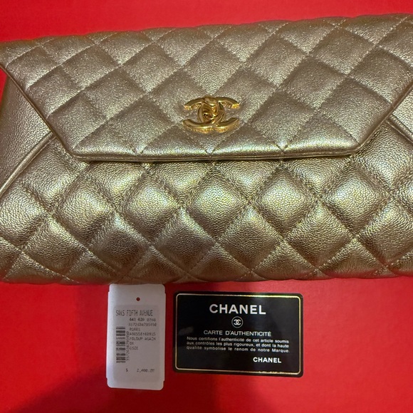 Authentic CHANEL Metallic Champagne Quilted Clutch - Picture 1 of 14
